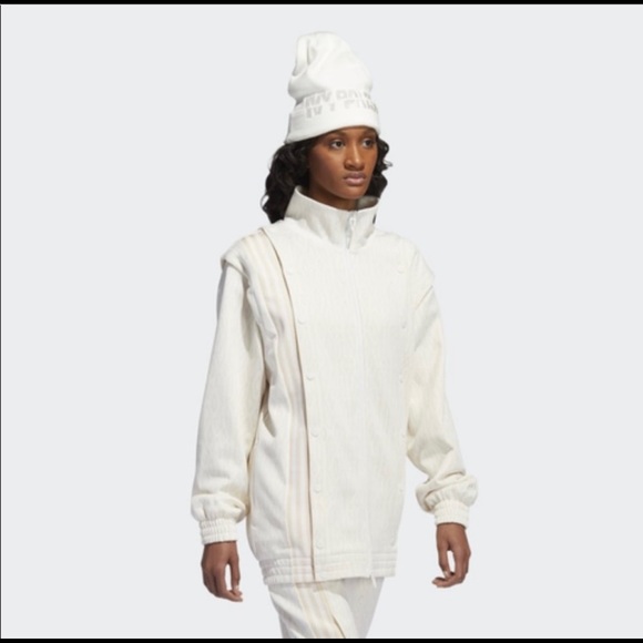 Brand New Ivy Park Cream Monogram Detachable Jacket Size Medium - Picture 2 of 3